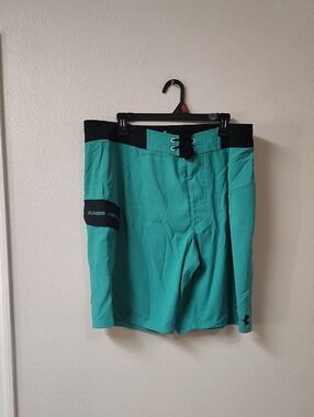 Under Armour Men’s Teal Swim Board Shorts with Black Waist 1391